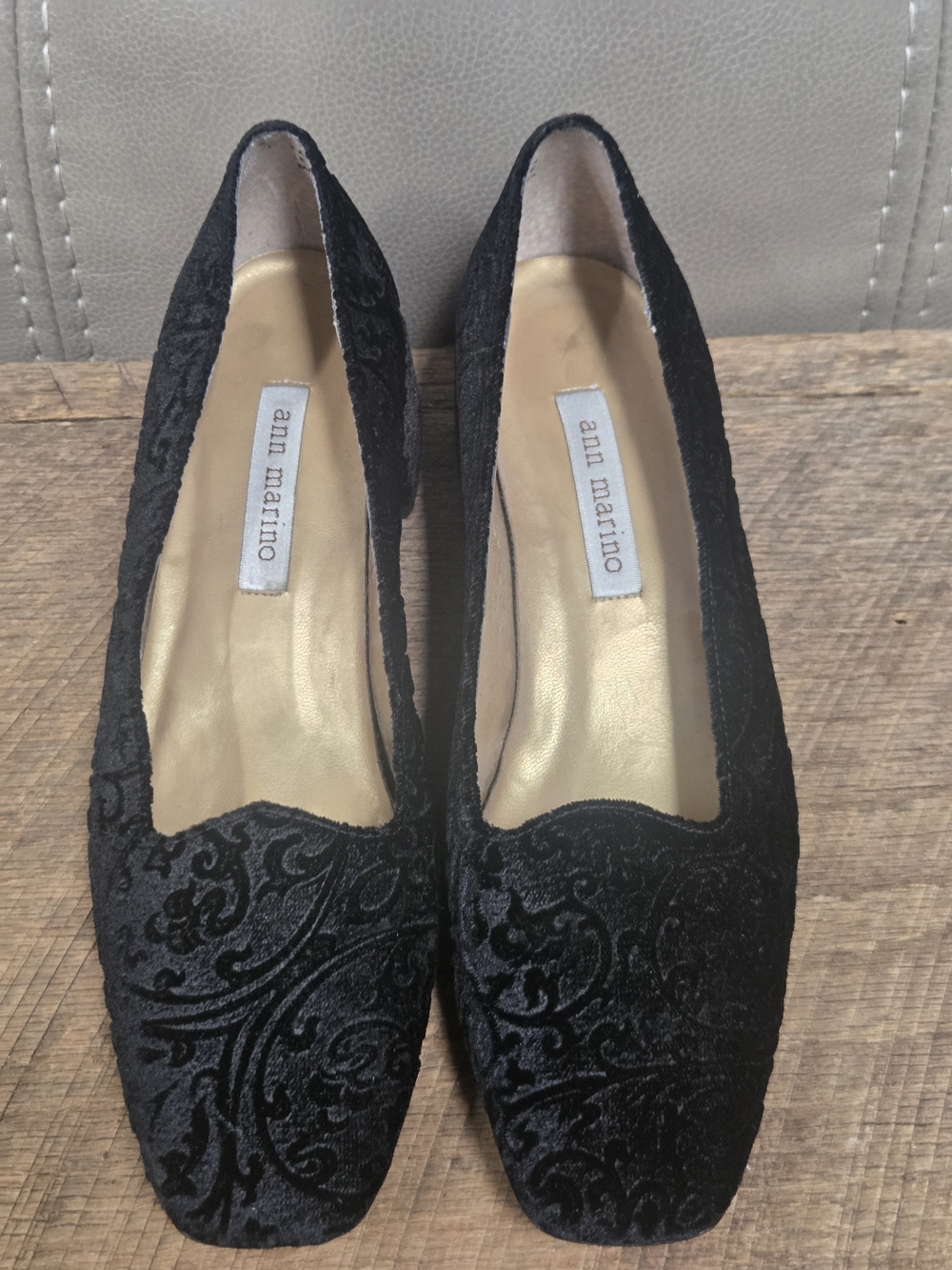 Vintage Ann Marino Black Velvet Burnout Loafers Square Toe Slip-On Low Heel 7M